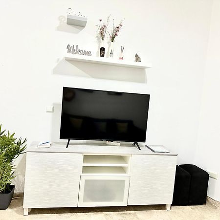 Apartamento Acogedor Y Moderno En Pleno Centro De Sevilla Con Parking Gratis Sevilha Exterior foto