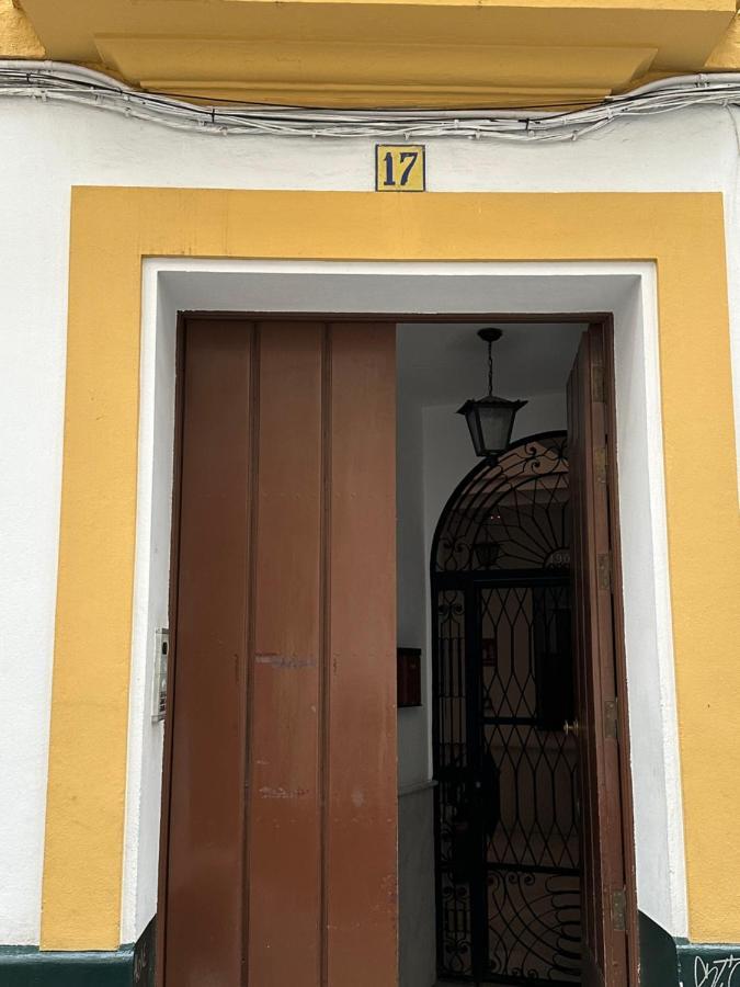 Apartamento Acogedor Y Moderno En Pleno Centro De Sevilla Con Parking Gratis Sevilha Exterior foto