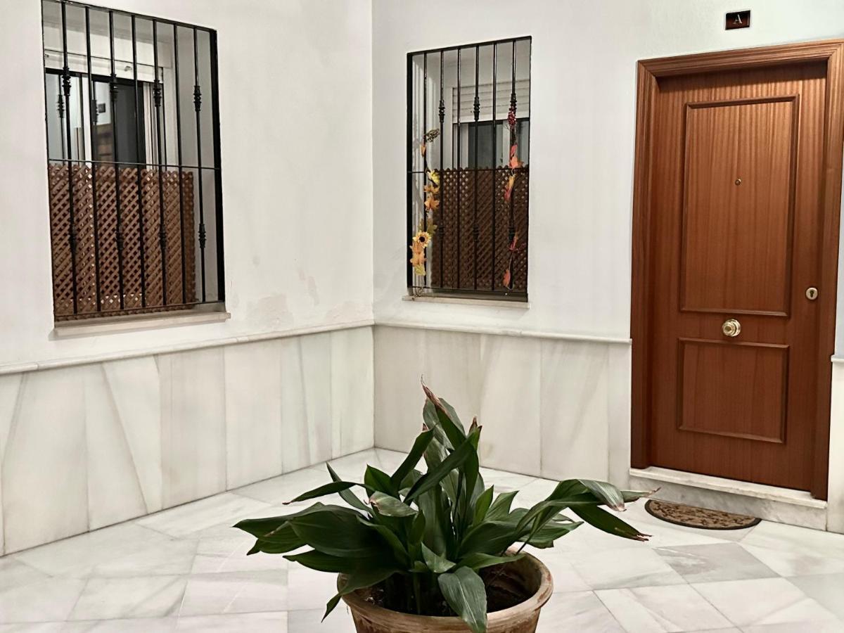 Apartamento Acogedor Y Moderno En Pleno Centro De Sevilla Con Parking Gratis Sevilha Exterior foto